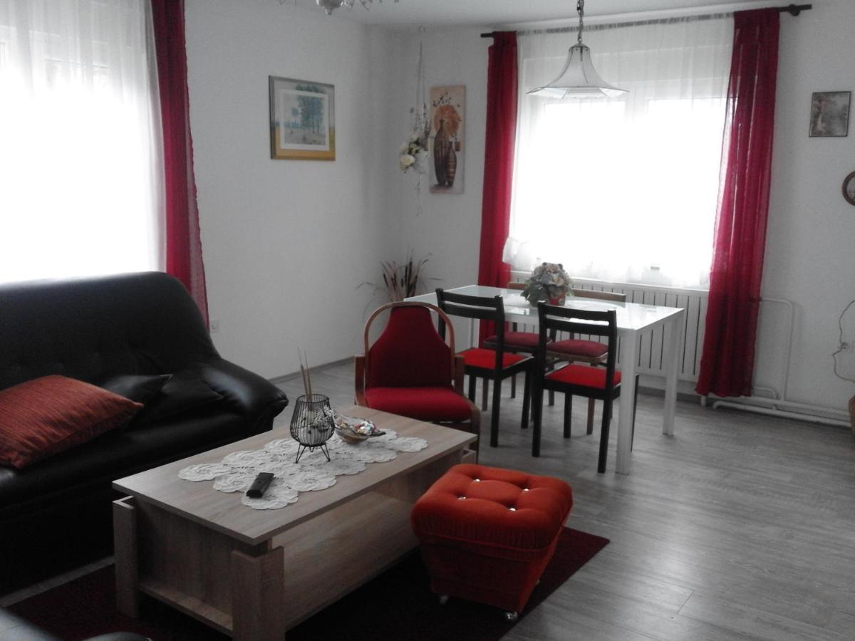 Sobe Za Nocenje Gospic Hotell Eksteriør bilde